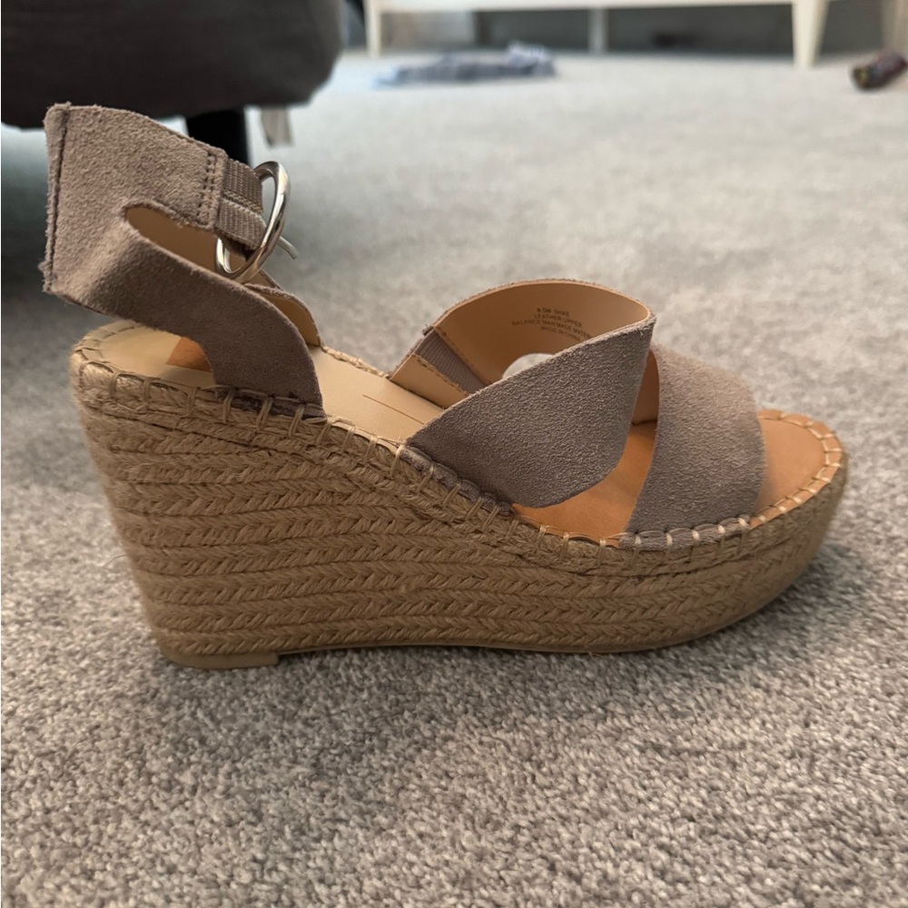 Dolce Vida Women's Grey Suede Wedge Sandals